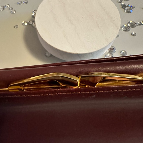 Cartier long wallet in great condition. Great red color with snap lock. - Picture 6 of 6